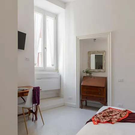 Apartment Iflat Elegant In Prati Rome