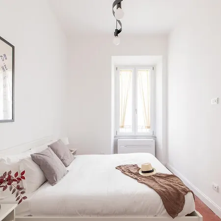 Iflat Elegant In Prati Apartment *