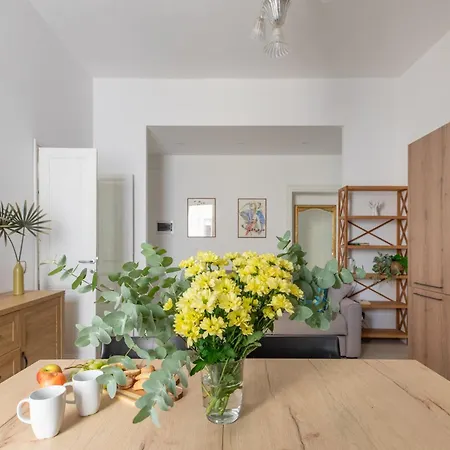 Iflat Elegant In Prati